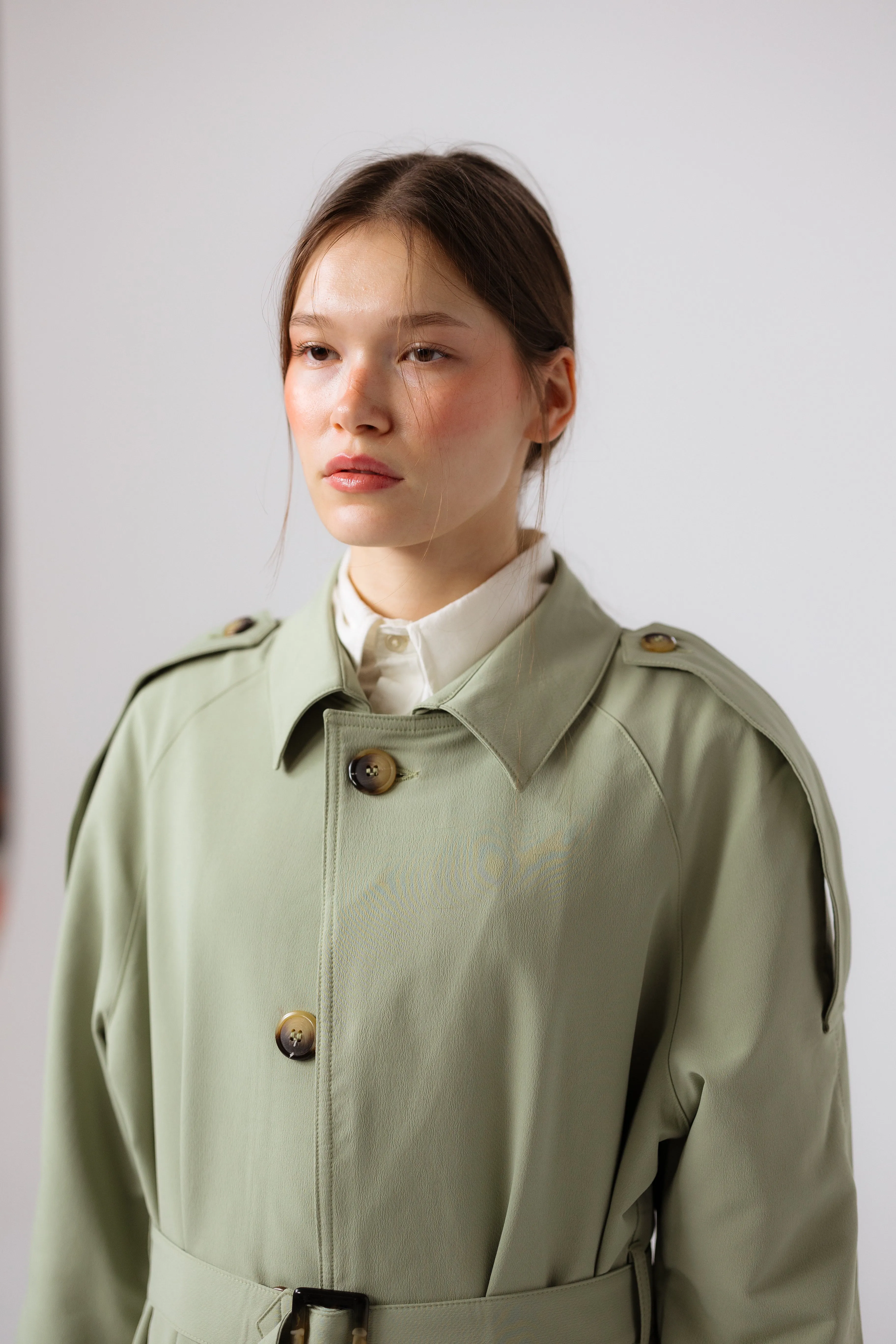 OSLO TRENCH COAT - FERNWOOD GREEN