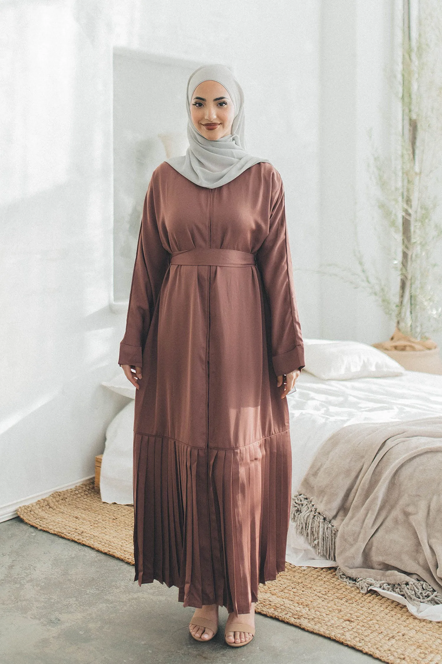 Sahra Open Pleat Abaya- Muave